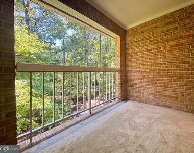 5932 Cove Landing Road - Photo Thumbnail 13