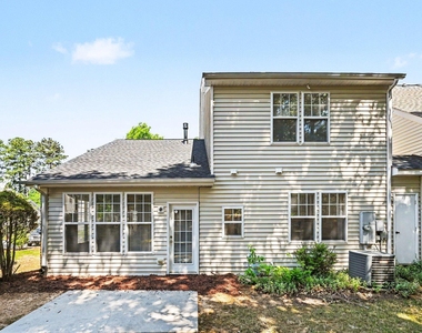 307 Founders Walk Drive - Photo Thumbnail 21