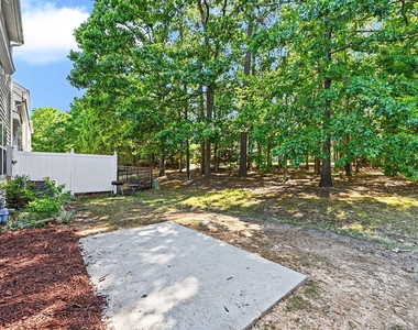 307 Founders Walk Drive - Photo Thumbnail 24