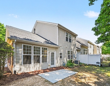 307 Founders Walk Drive - Photo Thumbnail 22