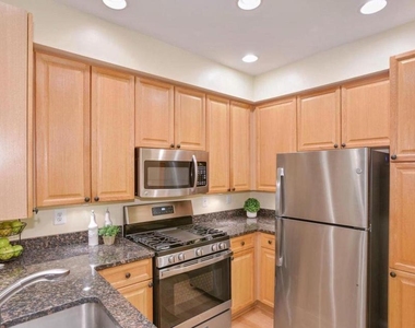 1860 Stratford Park Place - Photo Thumbnail 9