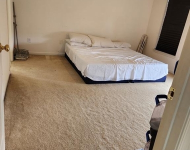 8941 Wynnefield Court - Photo Thumbnail 21