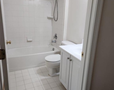 8941 Wynnefield Court - Photo Thumbnail 11