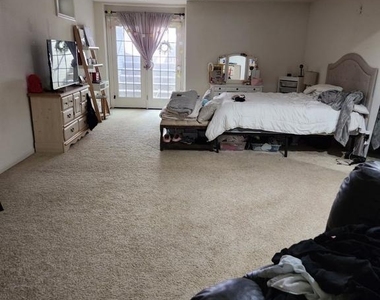 8941 Wynnefield Court - Photo Thumbnail 12