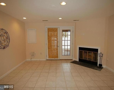 11906 Fieldthorn Court - Photo Thumbnail 12