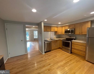 11906 Fieldthorn Court - Photo Thumbnail 1