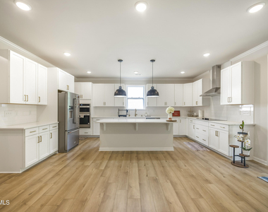 177 Karlov Road - Photo Thumbnail 12