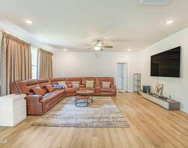 177 Karlov Road - Photo Thumbnail 9
