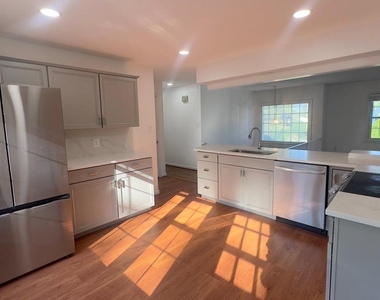 1636 Great Falls Street - Photo Thumbnail 7