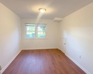1636 Great Falls Street - Photo Thumbnail 9