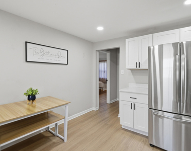 1208 Drew Street - Photo Thumbnail 13