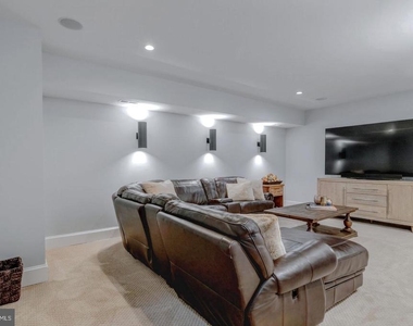 10704 Warwick Avenue - Photo Thumbnail 29