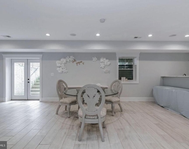 10704 Warwick Avenue - Photo Thumbnail 28
