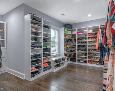 10704 Warwick Avenue - Photo Thumbnail 41