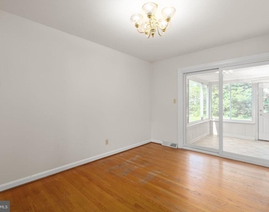 125 Hillcrest Drive - Photo Thumbnail 8