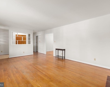 125 Hillcrest Drive - Photo Thumbnail 2
