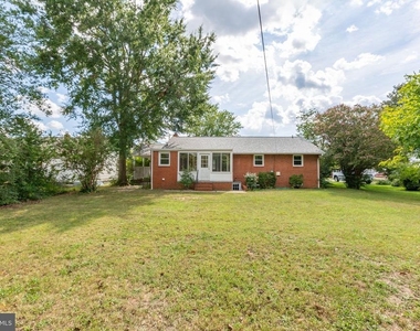 125 Hillcrest Drive - Photo Thumbnail 34