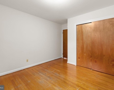 125 Hillcrest Drive - Photo Thumbnail 16