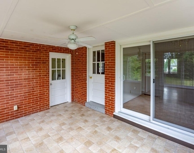125 Hillcrest Drive - Photo Thumbnail 24