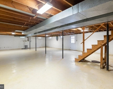 125 Hillcrest Drive - Photo Thumbnail 27