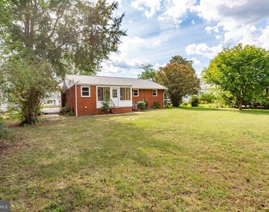 125 Hillcrest Drive - Photo Thumbnail 36