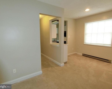 1734 W Abingdon Drive - Photo Thumbnail 11