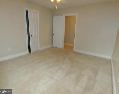 1734 W Abingdon Drive - Photo Thumbnail 22