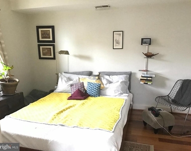 1219 Oronoco Street - Photo Thumbnail 21