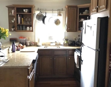 1219 Oronoco Street - Photo Thumbnail 13