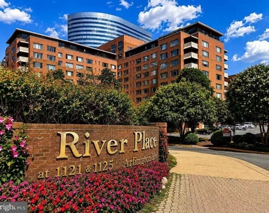 1121 Arlington Boulevard - Photo Thumbnail 1