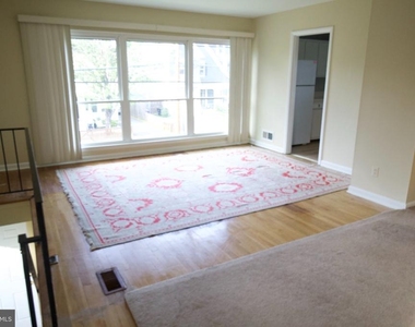 922 19th Street S - Photo Thumbnail 6