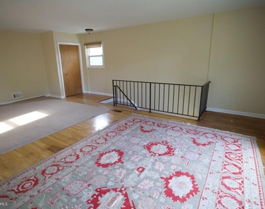 922 19th Street S - Photo Thumbnail 7
