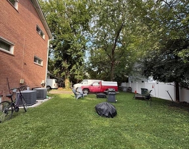 922 19th Street S - Photo Thumbnail 21