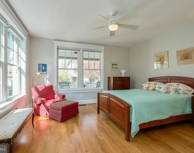 1243 N Stuart Street N - Photo Thumbnail 20