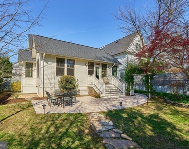 1243 N Stuart Street N - Photo Thumbnail 42