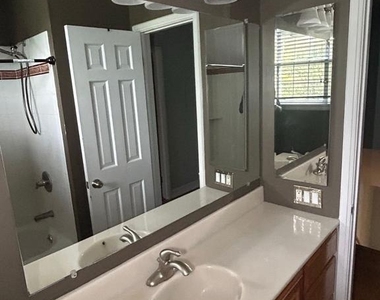 3452 S Utah Street - Photo Thumbnail 10