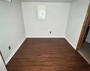 3452 S Utah Street - Photo Thumbnail 12