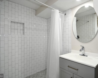 2124 S Oxford Street - Photo Thumbnail 26