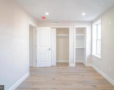 1714 Snyder Avenue - Photo Thumbnail 6
