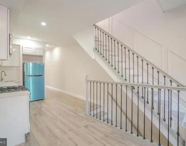 1714 Snyder Avenue - Photo Thumbnail 3
