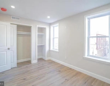 1714 Snyder Avenue - Photo Thumbnail 13