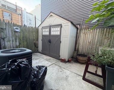 2608 Thompson Street - Photo Thumbnail 18