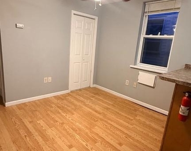 5449 Pine Street - Photo Thumbnail 11
