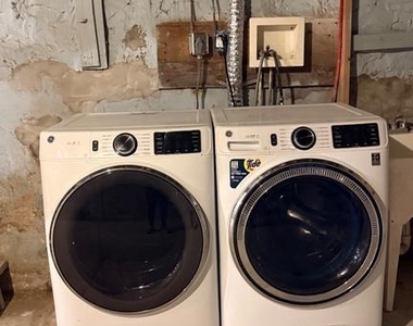 5449 Pine Street - Photo Thumbnail 18