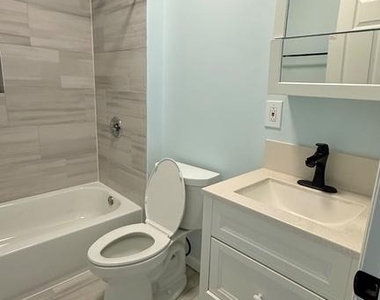 5449 Pine Street - Photo Thumbnail 11