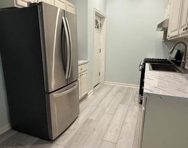 5449 Pine Street - Photo Thumbnail 4