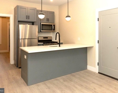 223 S 44th Street - Photo Thumbnail 1