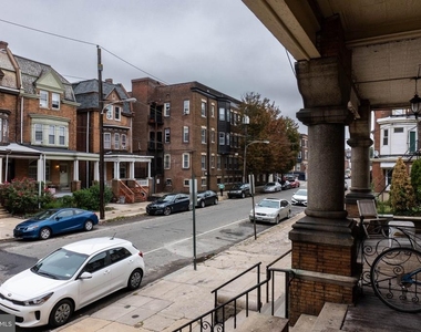 223 S 44th Street - Photo Thumbnail 7