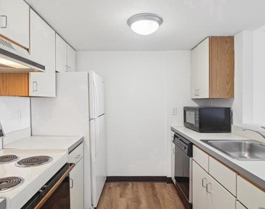 450 N 18th Street - Photo Thumbnail 38
