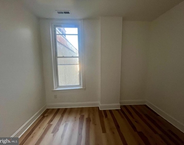 5443 Germantown Avenue - Photo Thumbnail 26